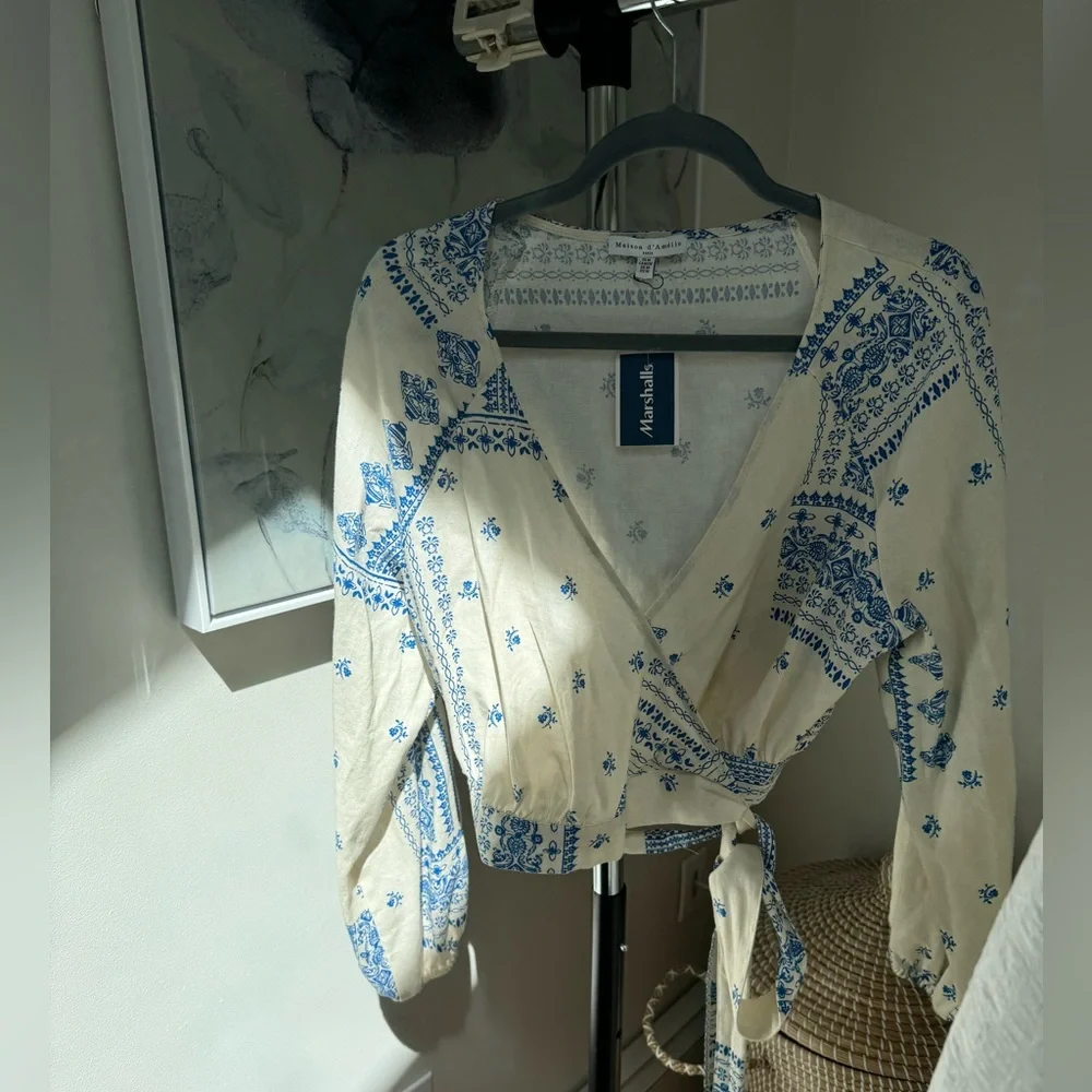 Never worn - Anthropologie Madison d’Amelie Wrap Top & Skirt Set, size medium - Picture 4 of 5